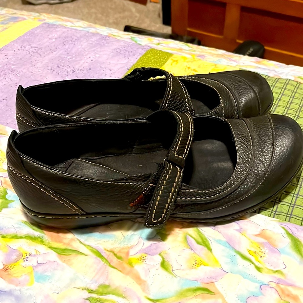 CLARKS 62641 Black Leather Easy On Mary Jane Flats Size 11